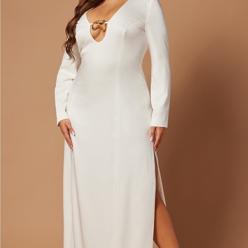 Fashion Nova Roxanna Maxi Dress - White